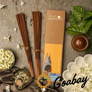 Phool Refill pack consists of 80 incense sticks; it comes without a stand. Each incense stick has a length of 25.4cm and a burning time of 40-45 minutes.-min