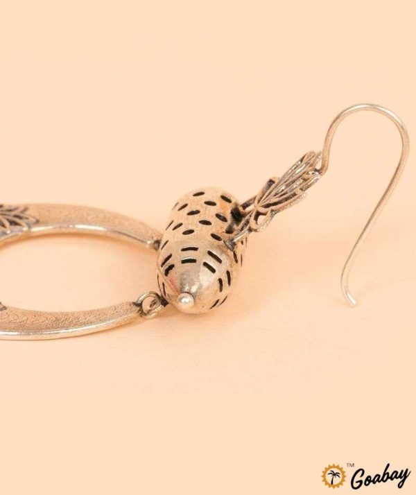 Kamal Tabeez Silver Earrings - Image 4