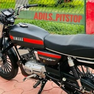 Yamaha RX100 - где купить в Индии модный мотоцикл?